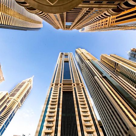 Small Budget Rooms For 'Girls' Only In Dubai, Marina Екстериор снимка